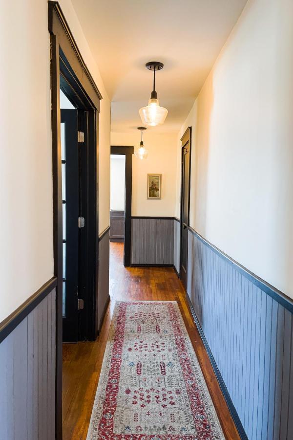The Pub- 8Br Free Parking, Minutes From Falls & Casino 나이아가라폴스 외부 사진