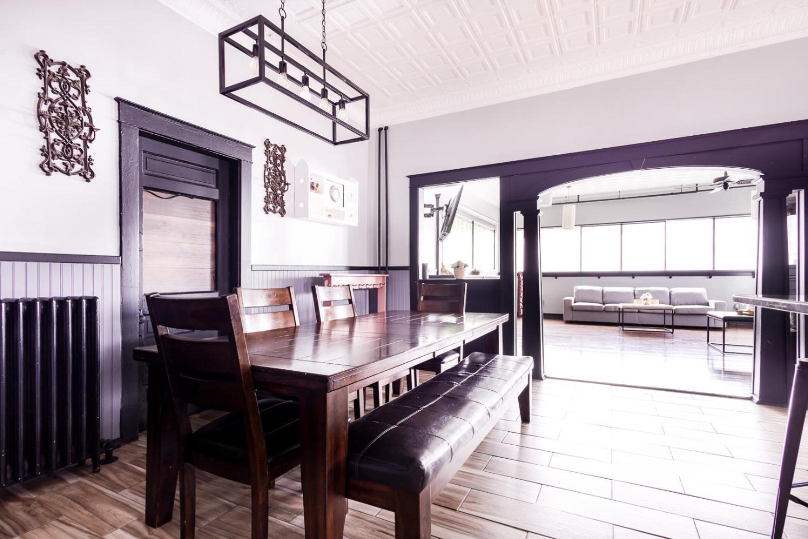 The Pub- 8Br Free Parking, Minutes From Falls & Casino 나이아가라폴스 외부 사진